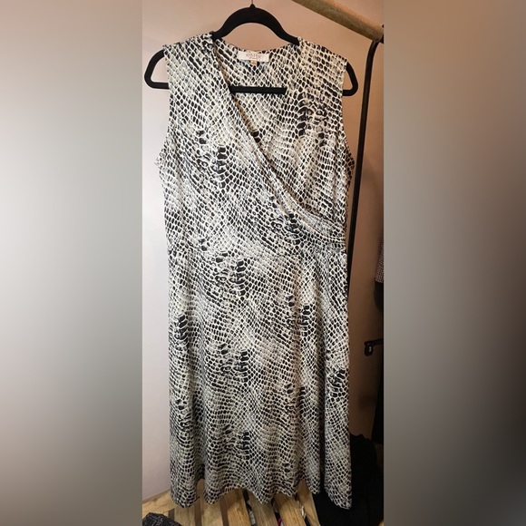 Kasper Dress sleeveless snakeskin pattern Large L size - Picture 5 of 5